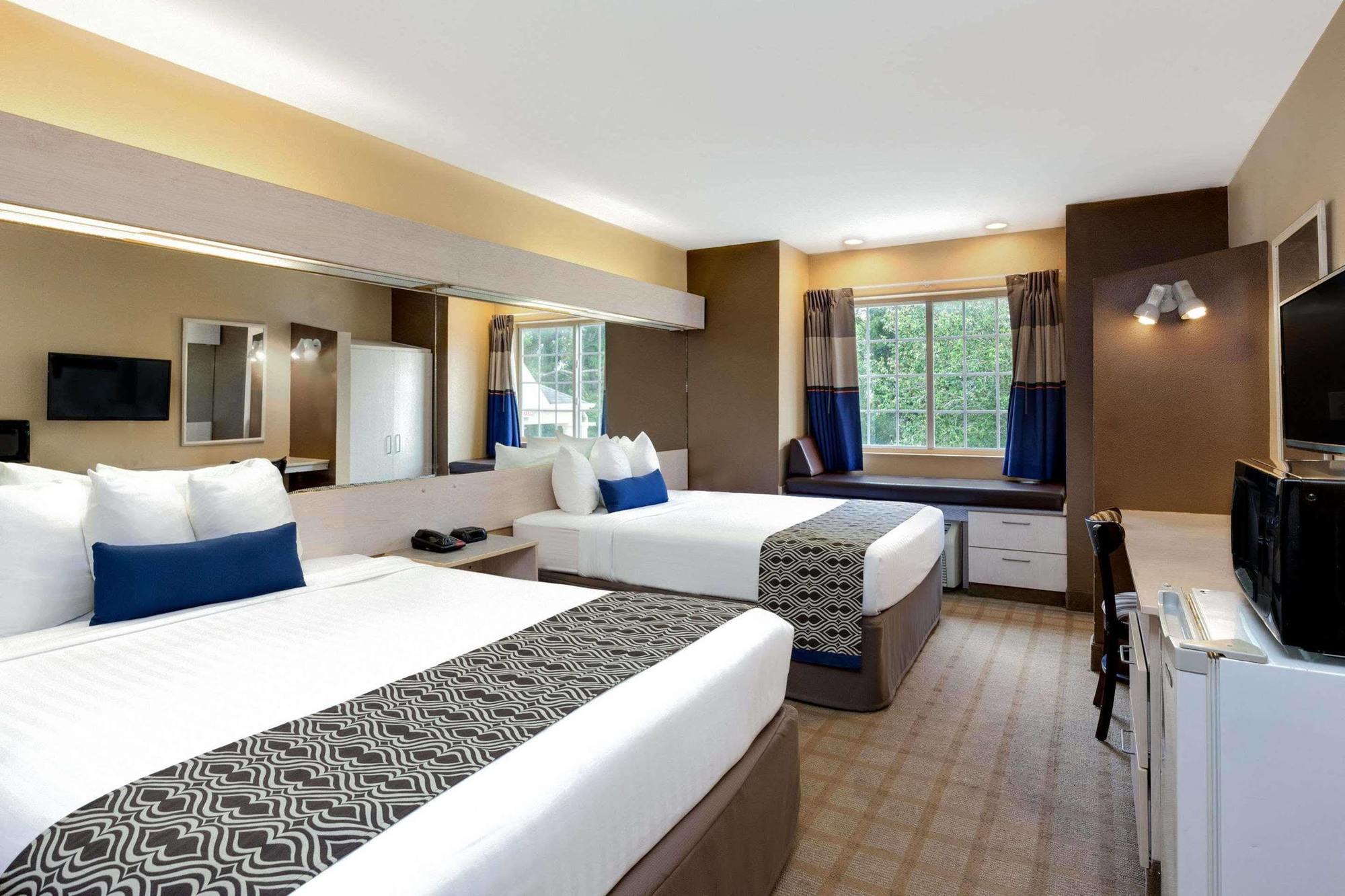 Microtel Inn And Suites Lafayette Zewnętrze zdjęcie